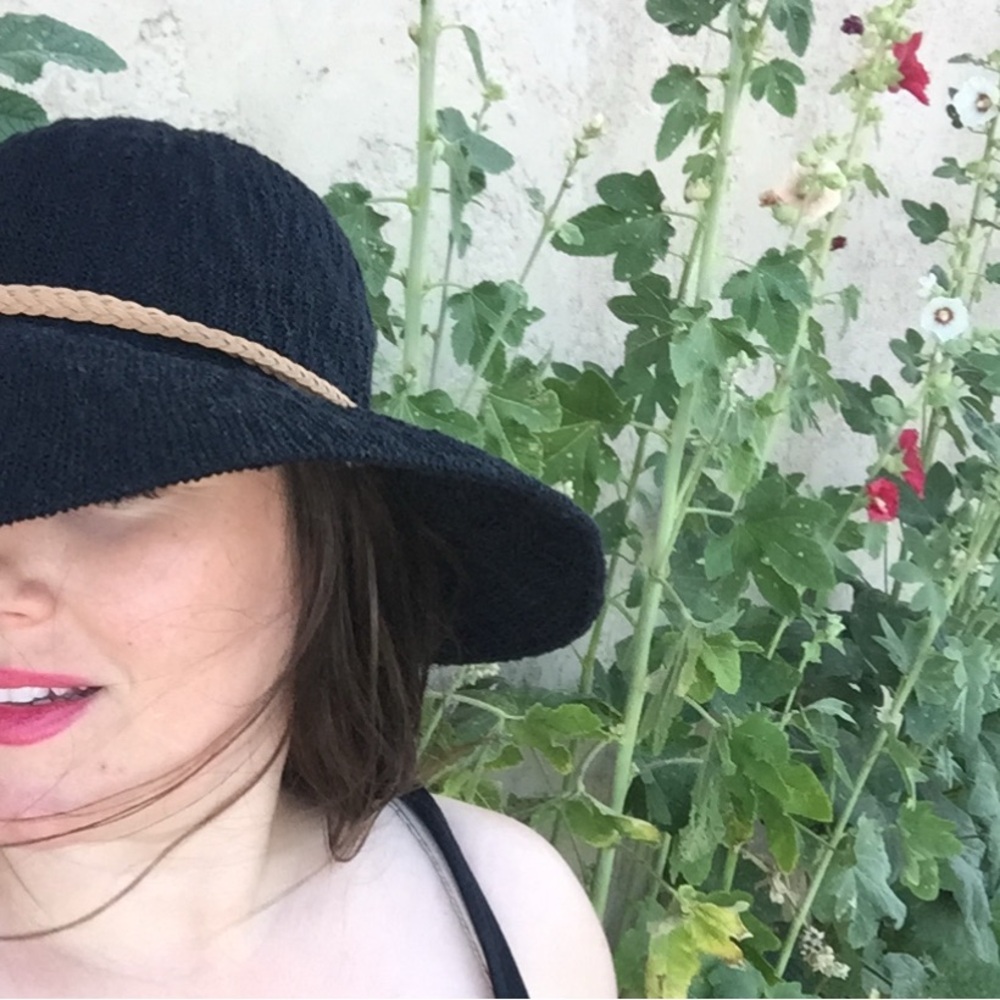 Elegant Black Lightweight Woven Women's Hat with Braided Tan Accent